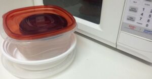 Doctors Issue Huge Plastic Container Warning
