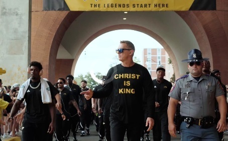 Southern Miss coach wore ‘Christ Is King’—then it blew up
