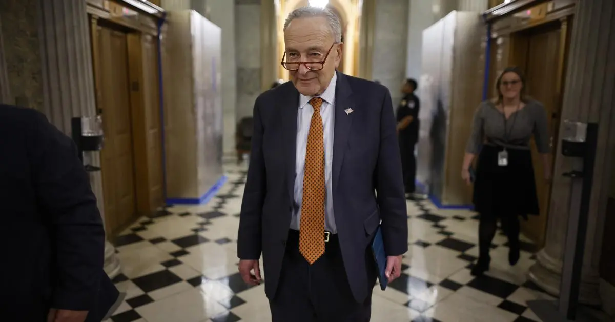 Schumer Blocks Trump’s DOJ Nominees Due to Qatari Jet Gift Concerns